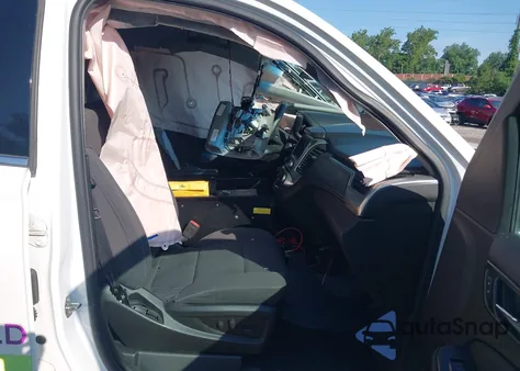 2016 Chevrolet Tahoe Commercial Fleet z USA, uszkodzony, nr VIN 1GNSKFEC1GR249946